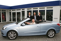Über ein Wochenende mit dem neuen Opel Astra Cabrio freut sich Herr Detlef Durau aus Nümbrecht