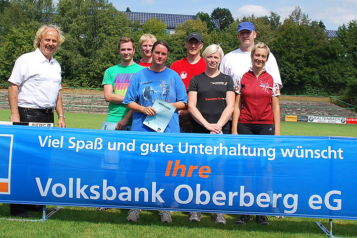 Die Sieger links: Udo Landsberg (Moderator), Ingmar Frhlich, Marcel Wolf, Christina Gerke, Andre Kster, Kerstin Ehlert und Evelyn Kster