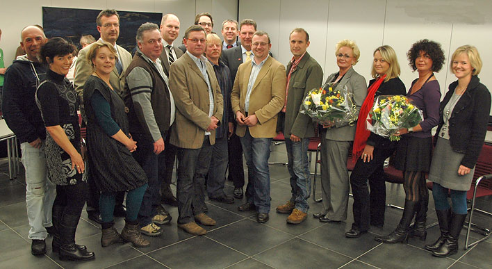 Der neue und der alte Vorstand des Wiehler Rings, in der Mitte: Wolfgang Seitz, Marcus Simons und  Ulrich Noß (von links).