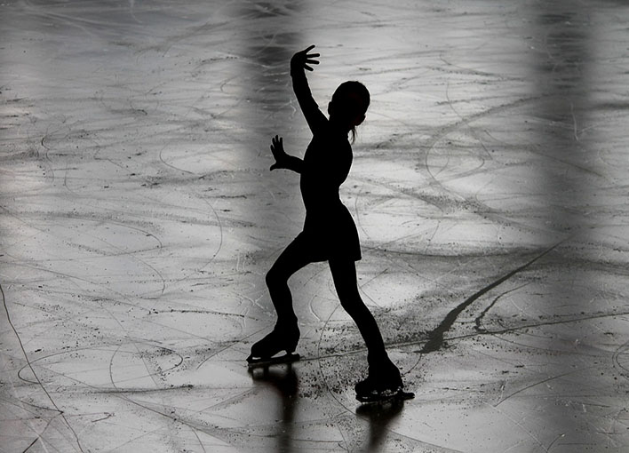 Junge Eiskunstluferinnen und -lufer aus acht Bundeslndern treten beim Wiehl-Pokal gegeneinander an. Symbolfoto: pixabay